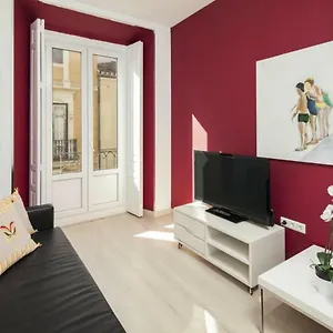 apartamento-mediterraneo-malaga.hotelsinnerja.org/