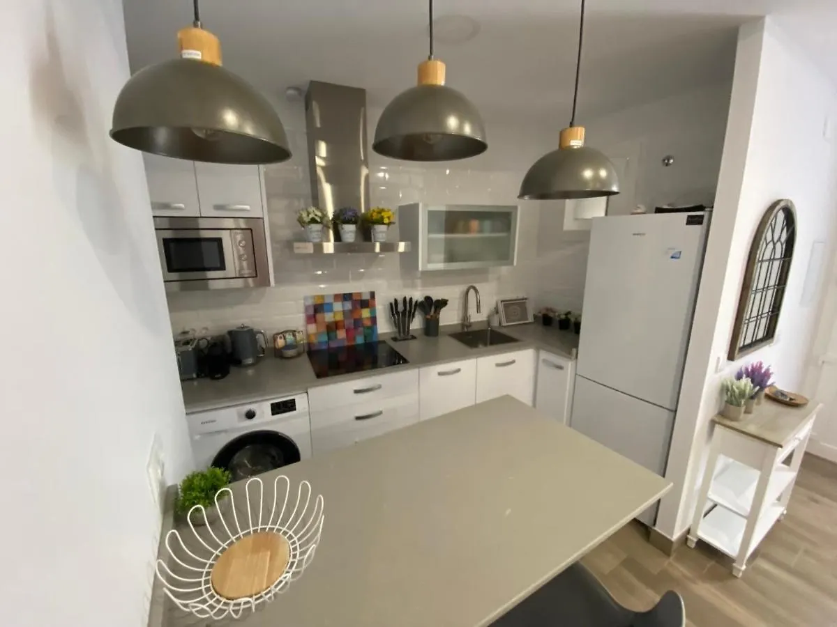 La Suite Des Couleurs - Apartamento En Pleno Centro De Cordoba 0*,  Spain